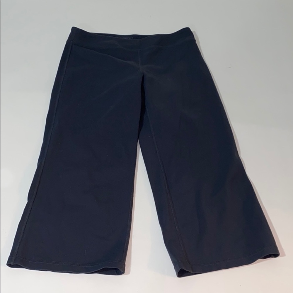 Women's Gray Athleta Capris Medium